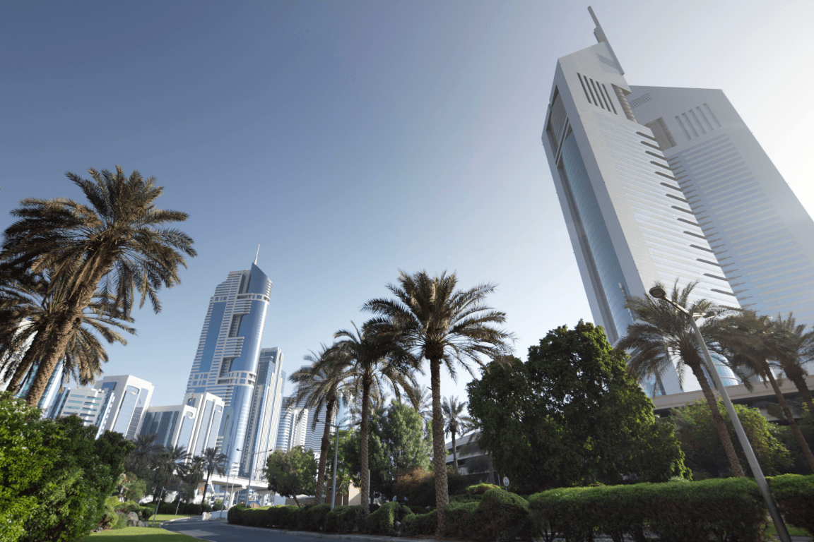 إمداد تحوّل الجهود البيئية إلى وفورات لإحدى كبرى البنوك في دولة الإمارات